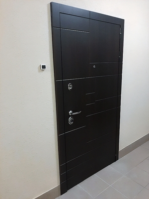 Квартирная металлическая дверь Квартирная металлическая дверь